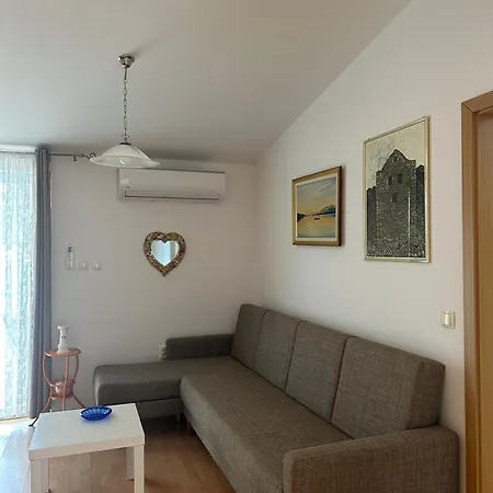 Bebic Apartament *